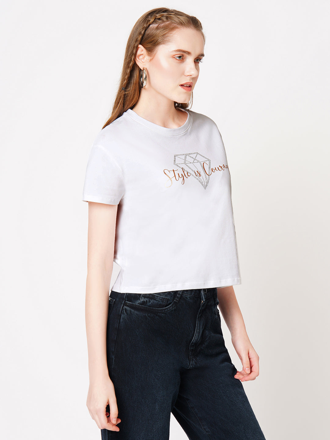 Women Typography & Chest Print Slim Fit Crop T-Shirt