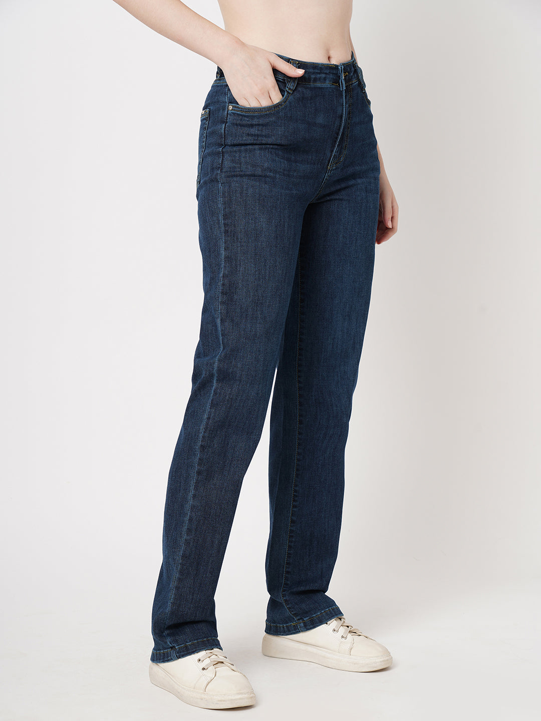 Women Novel Blue Relax Straight Fit Jeans