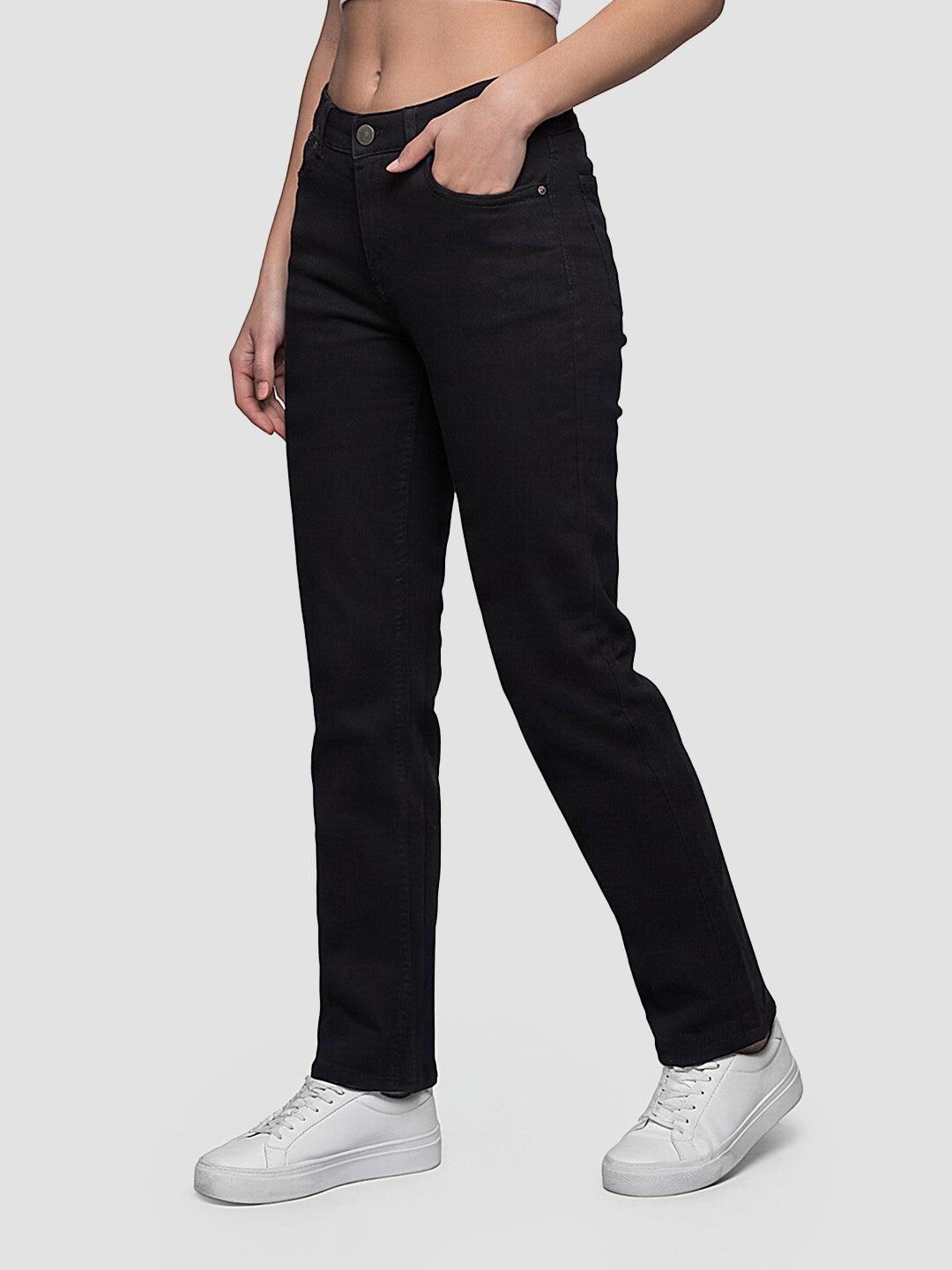 Women Black High-Rise Slim Straight Fit Jeans
