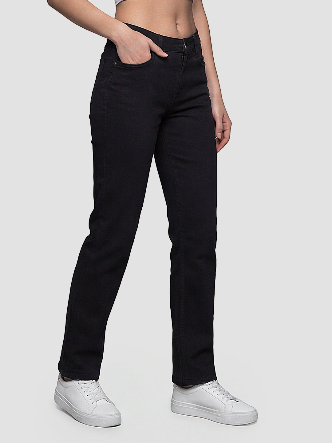 Women Black High-Rise Slim Straight Fit Jeans