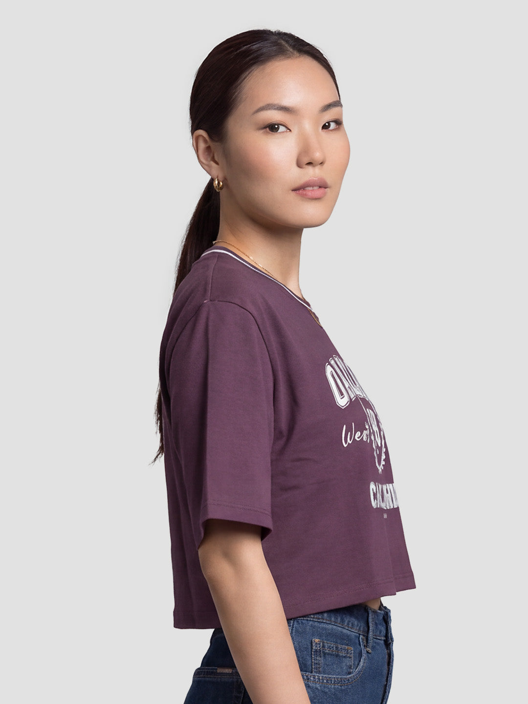 Women Mauve Graphic Print Crop Tees