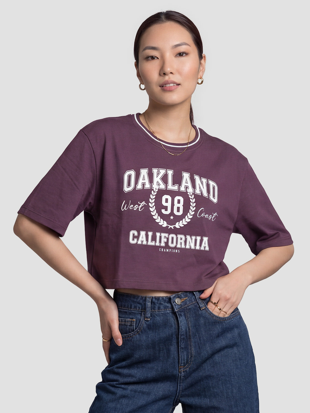 Women Mauve Graphic Print Crop Tees