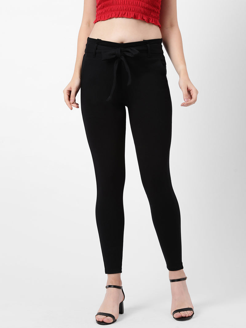 High-Rise Knitted Paper Bag Pants - Black