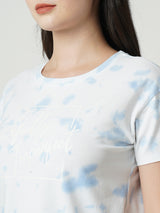 Women Sky Tie & Dye Chest Printed Crop Tshirt
