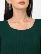 Women Green Solid Flat Knit Sweater