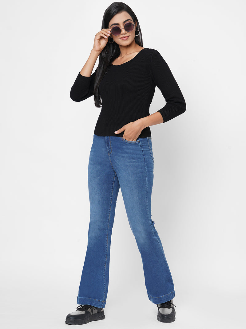 Women Black Solid Flat Knit Sweater
