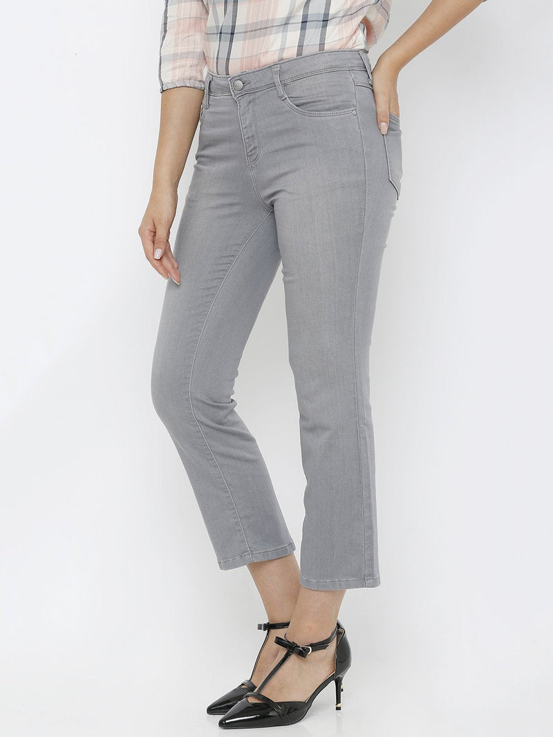 K4095 Mid-Rise Cropped Flared Jeans - Grey
