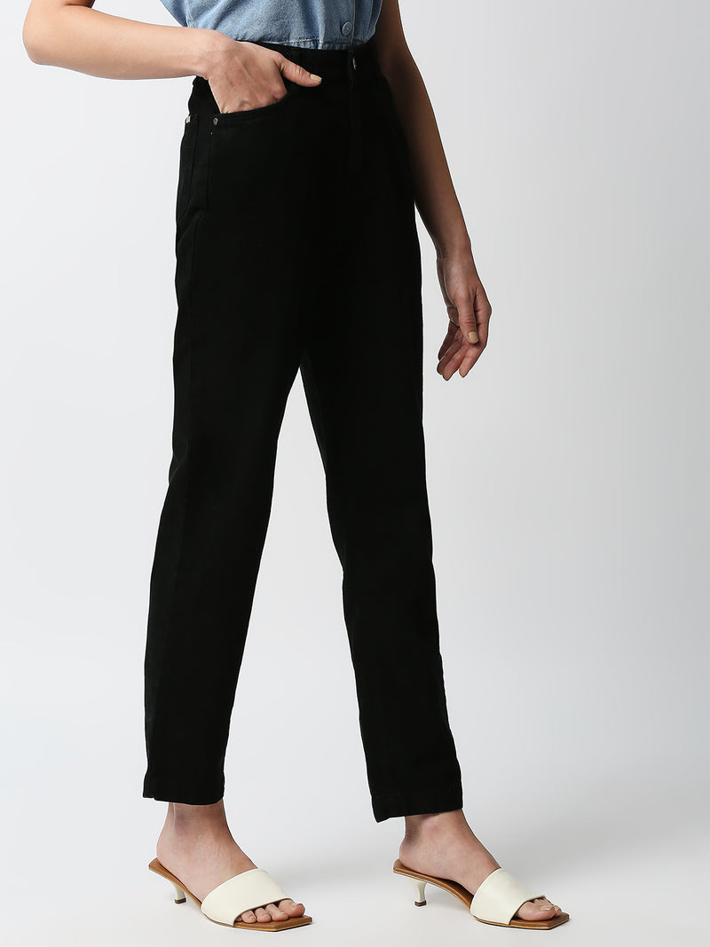 K5085 High Rise Mom Fit - Black